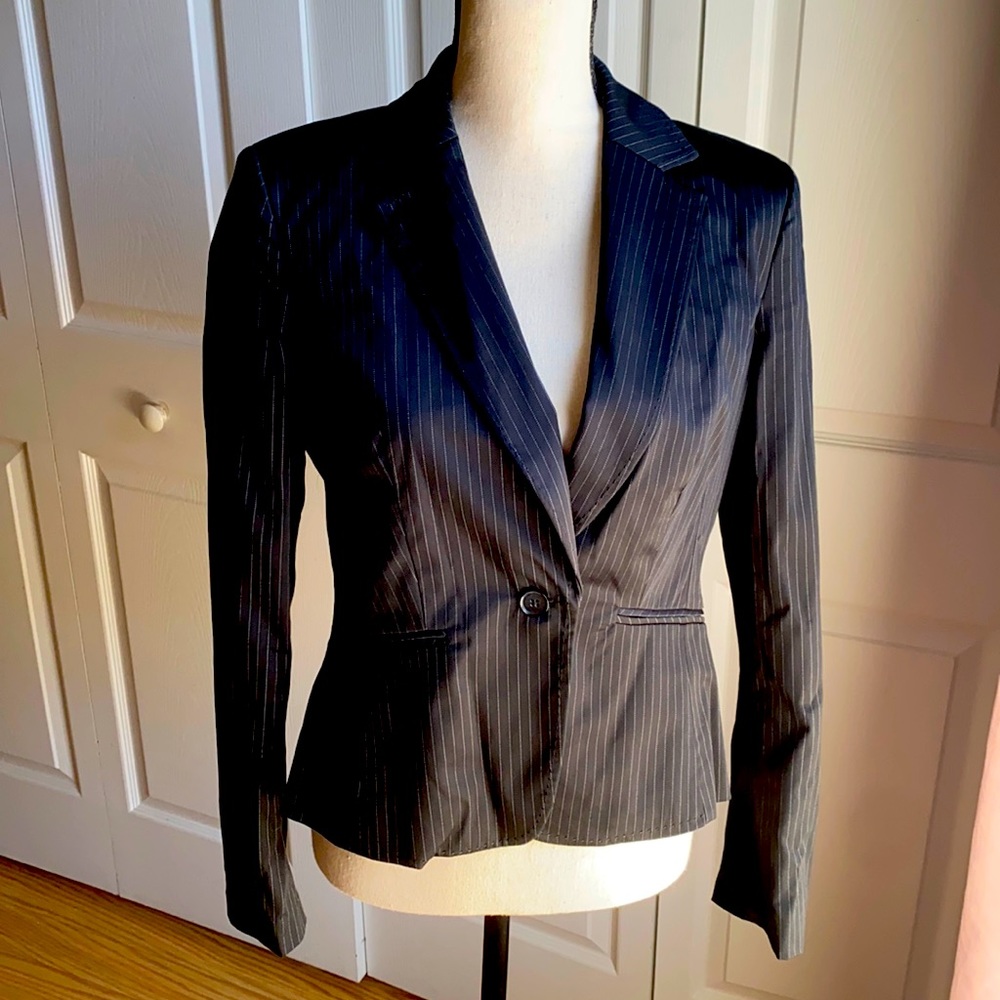 NWT White House Black Market Pinstripe Black Blazer